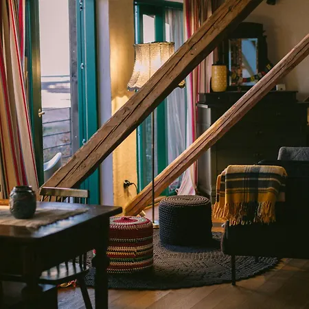 Perka Kodumajutus Apartment Haademeeste Room photo